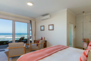Shell Room - Bedroom