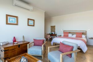 Shell Room - Lounge